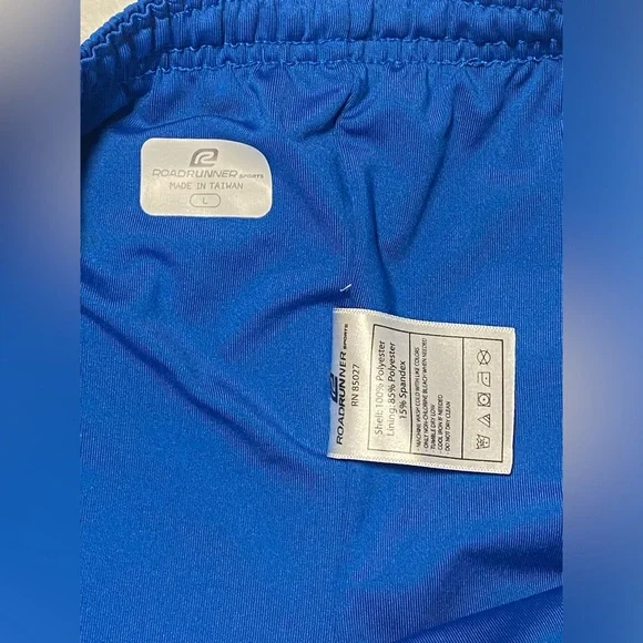 Road runner size L athletic shorts​ - Picture 4 of 5